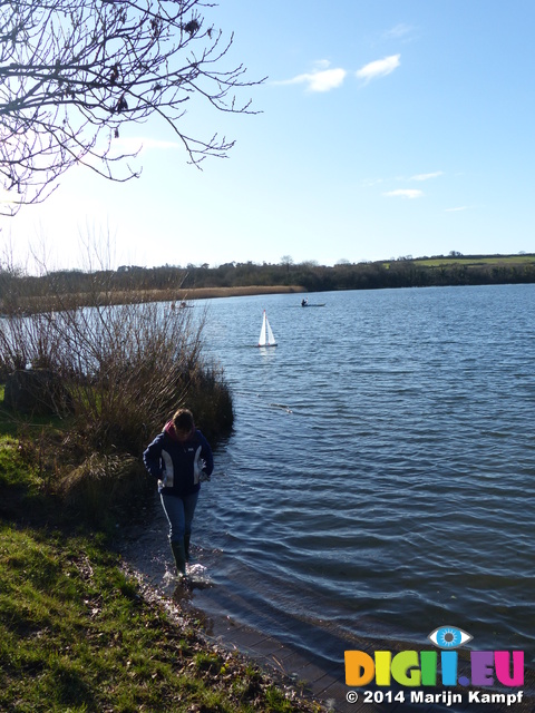 LZ00235 Jenni at Cosmeston lakes